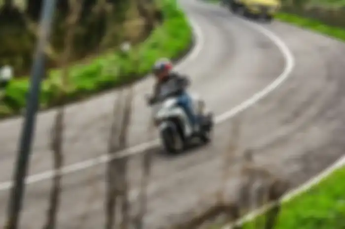 Motor Yamaha All New Aerox 155 Connected menjadi tunggangan yang banyak digandrungi oleh para generasi milenial.