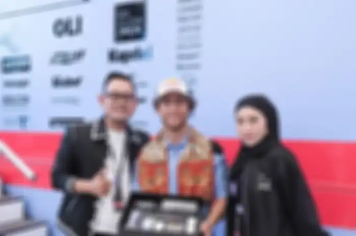 Resmi menjadi bagian sponsor tim Gresini Racing, Bos MSGlow For Men, Gilang Widya Pramana hadir di MotoGP Italia 2022.