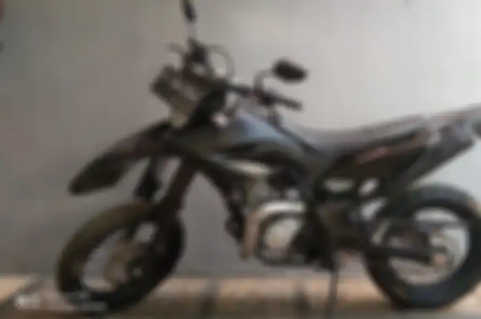 Yamaha WR 155 supermoto garapan Tauco Custom Motorcycle