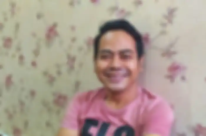 Yadi Sembako mantan bos Caisar YKS memuji habis tindakan Ruben Onsu. Ibaratnya, Yadi mau cium tangan suami Sarwendah. 