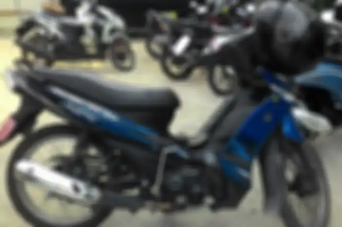 Motor Yamaha Vega ZR tahun 2012 dilelang murah meriah cuma Rp 3 jutaan, STNK dan BPKB lengkap.