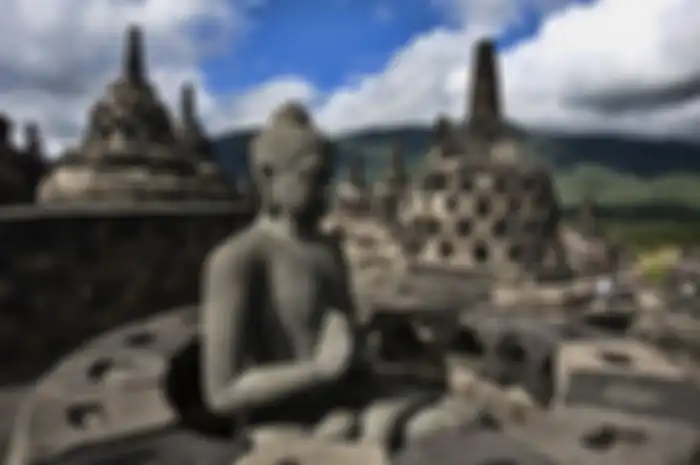 Tiket naik ke area stupa Candi Borobudur bakal Rp 750 ribu untuk turis lokal, begini komentar anak Vespa.