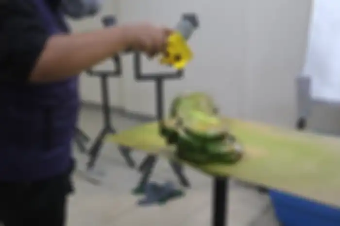 Pakai cat spesial, proses repaint full body motor di Laser Painting Indonesia cuma 3 jam saja!