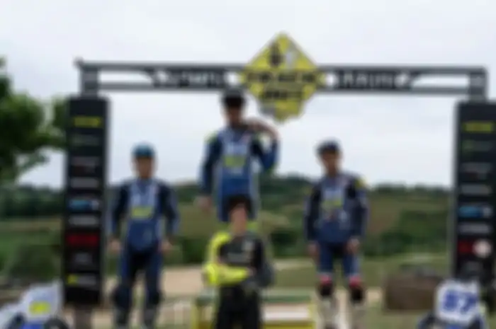 Keren abis, pembalap Indonesia Aldi Satya Mahendra mengoleksi tiga medali emas saat di VR46 Master Camp.