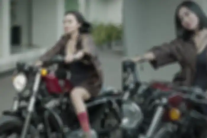 Belum lama ini Wika Salim juga terlihat baru saja mengikuti acara Vespa World Days 2022.