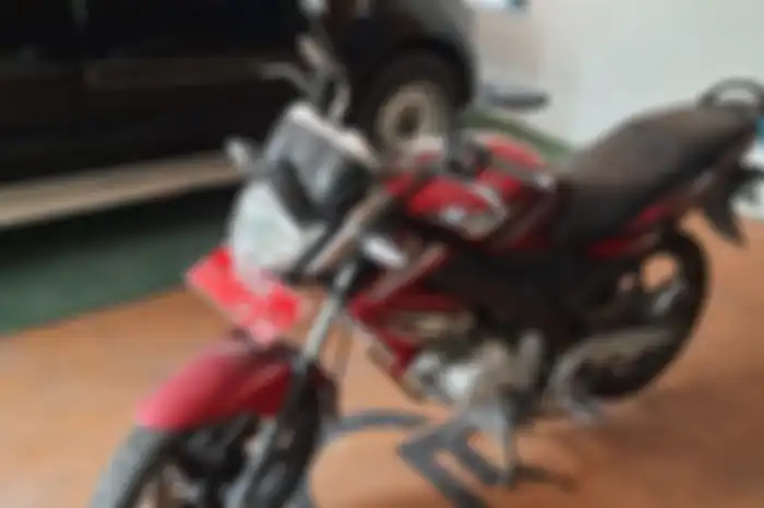 Murah meriah motor Yamaha V-Ixion dilelang cuma Rp2,5 juta, kondisi mulus siap pakai.