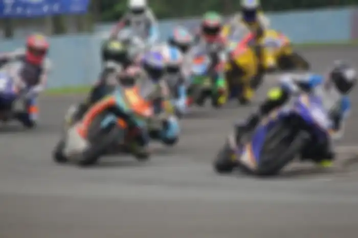 Menantikan keseruan Idemitsu bLU cRU Yamaha Sunday Race, ajang balapan dan Riding Experience pecinta bLU cRU.