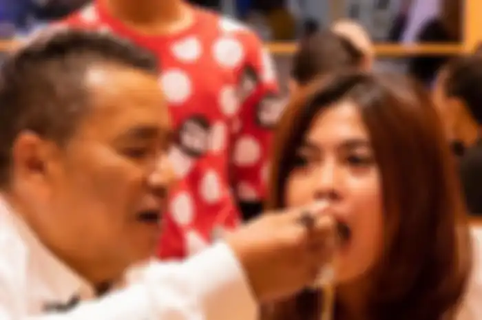 Razman Nasution yang dihajar Hotman Paris habis-habisan di medsos membongkar aib memalukan sang pengacara 30 miliar.