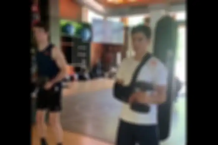 Marc Marquez sudah pamer latihan di gym bersama Alex Marquez