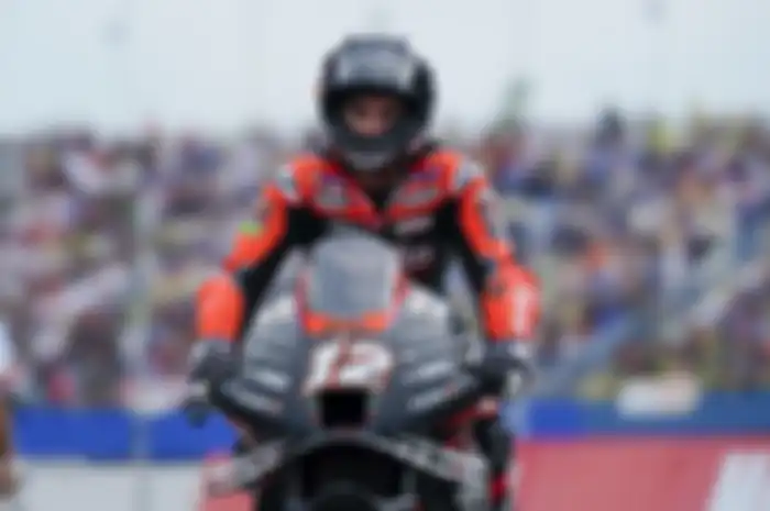 Pembalap Aprilia Racing, Maverick Vinales umbar cara kendalikan motor MotoGP Aprilia setelah raih podium di MotoGP Belanda 2022.
