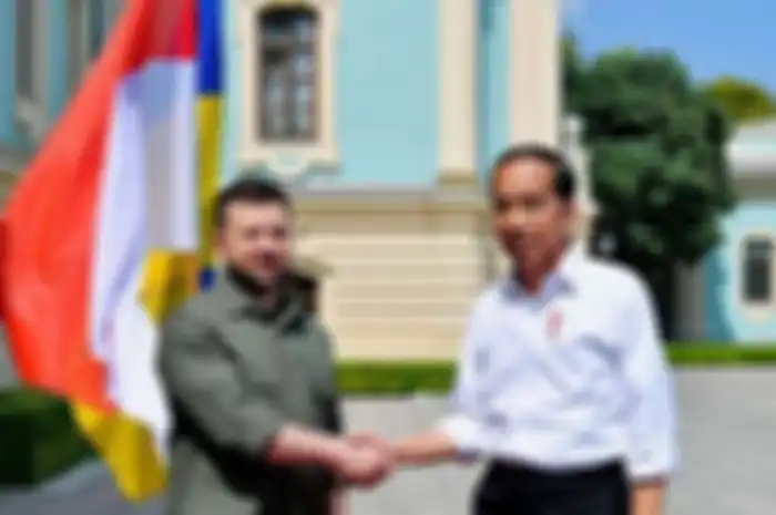 Potret Presiden Jokowi bersama Volodymyr Zelensky dalam kunjunganya di Ukraina.