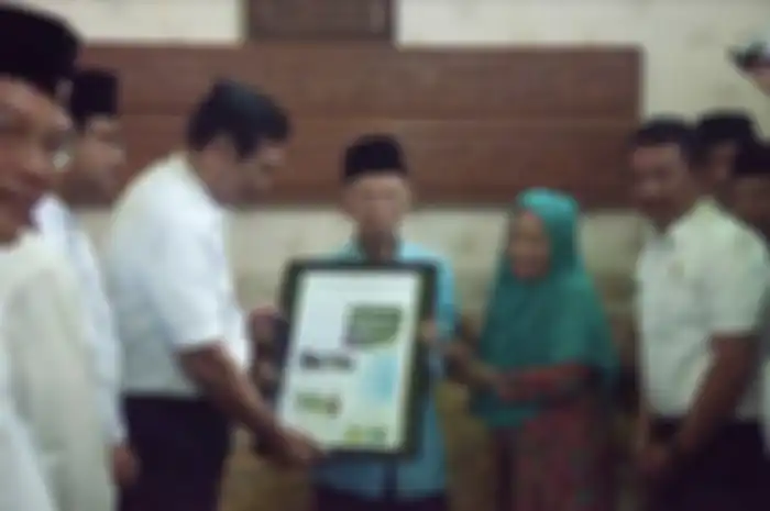 Pemilik Ponpes Shiddiqiyyah Jombang yang berani pasang badan demi anaknya ternyata punya hubungan begini dengan Luhut Binsar.