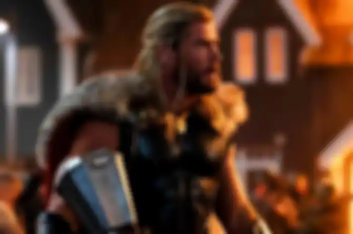 Film Thor: Love and Thunder yang mulai tayang berhasil mencetak 4,5 triliun rupiah dalam pemutaran perdananya!
