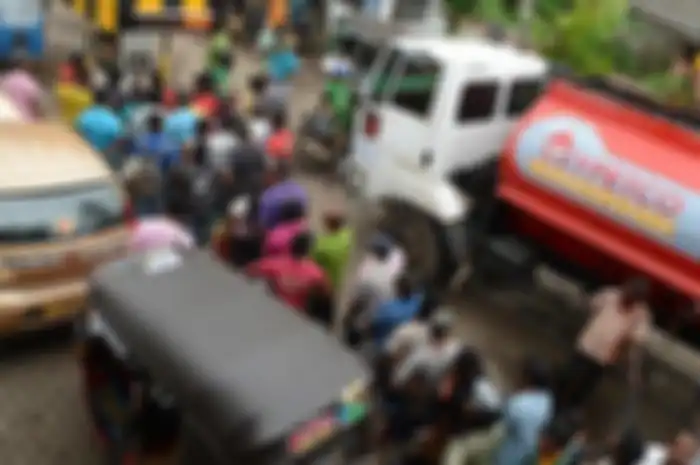 Antrean bahan bakar di Sri Lanka