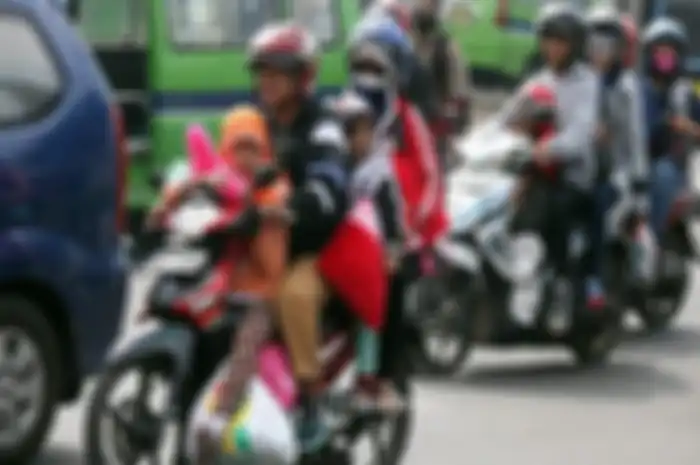 Jumlah Denda Pemotor Berboncengan Lebih dari Satu Penumpang, Dompet Menangis