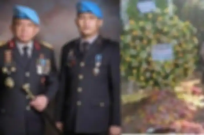 Brigadir J bersama Kadiv Propam Polri, Irjen Ferdy Sambo (kiri) dan foto pemakaman Brigadir J di Kabupaten Muaro Jambi, Jambi (kanan). Ada tiga hal yang terjadi pascapenembakan Brigadir J di rumah dinas Irjen Ferdy Sambo sebelum kasus diungkap ke publik. 