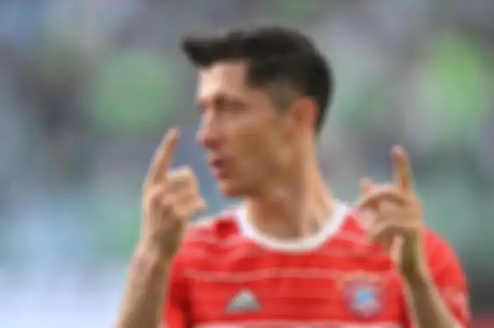 Striker Bayern Muenchen, Robert Lewandowski menuju Barcelona, nilai tawaran awal setara belasan ribu Honda ADV 160.