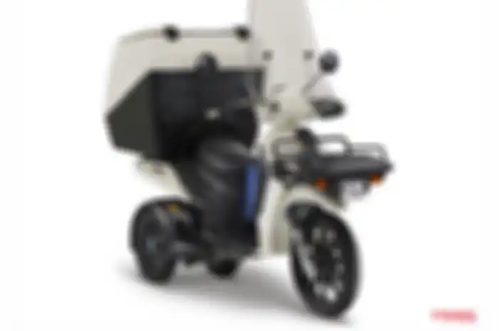 Motor Baru Piaggio MyMoover di Jepang, Skutik Roda 3 Cocok Untuk Kurir Paket yang Ingin Tampil Beda dengan Motor Premium 