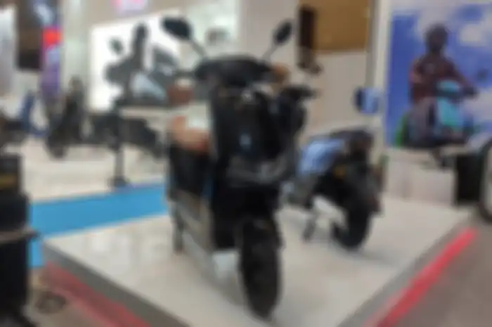 Beragam model dan tipe motor listrik baru di PEVS 2022.