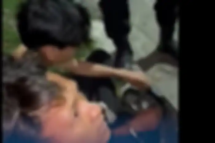 Video geng motor di Medan kocar-kacir dikejar Polisi, pasang wajah melas saat tertangkap.