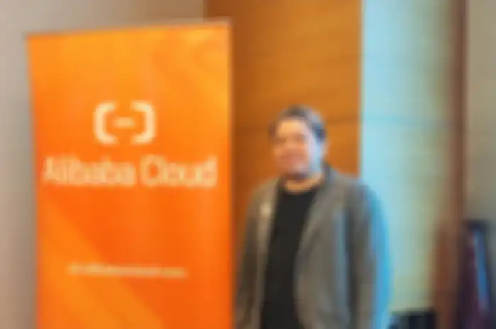 Eggy Tanuwijaya, Head of Product Solutions for Indonesia, Alibaba Cloud, dalam acara konferensi pers, Selasa (26/7). 