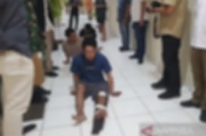 Rencana jahat Kopda Muslimin yang bayar eksekutor penembakan istrinya dengan duit mertua berantakan gegara masalah sepele ini. 