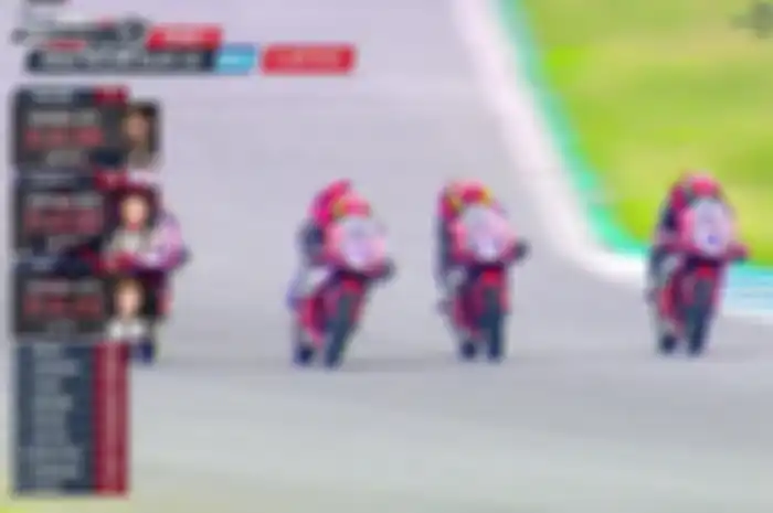 Pembalap Indonesia Decksa Almer Alfarezel (nomor 13) nyaris podium di race 2 Thailand Talent Cup 2022 Ronde 3 di sirkuit internasional Buriram, Minggu (31/7/2022)