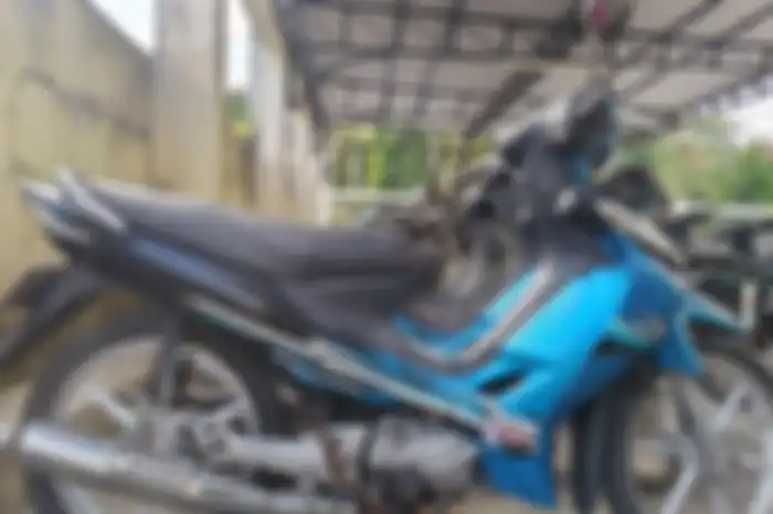 Suzuki Smash 110 dilelang KPKNL Pangkalan Bun dan buka harga (open bid) Rp511 ribuan.