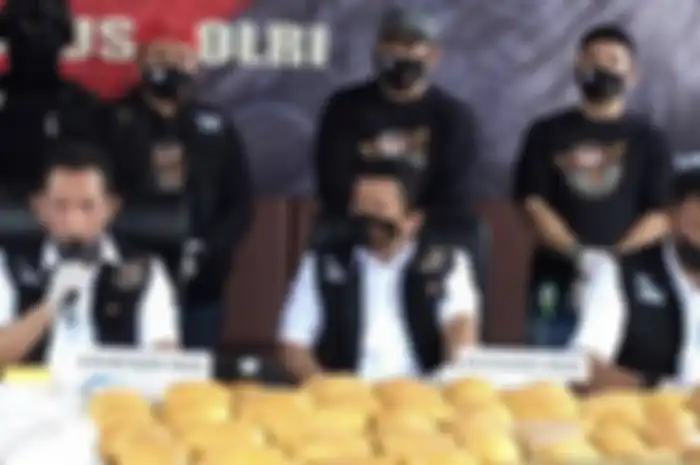 Aksi Irjen Ferdy Sambo memimpin Satgassus Merah Putih yang dibentuk Kapolri disebut bikin cemburu sesama polisi. Foto sang jenderal dikulik.