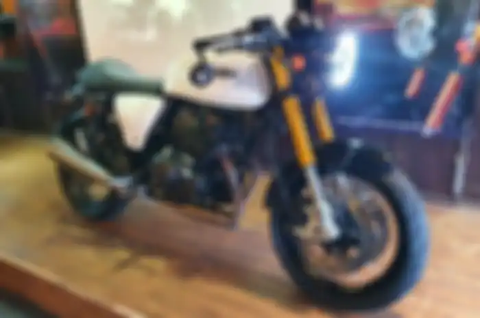 Cleveland Ace 250 Twin varian Cafe resmi meluncur di Indonesia.