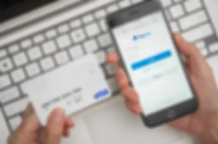 Ilustrasi PayPal di iOS