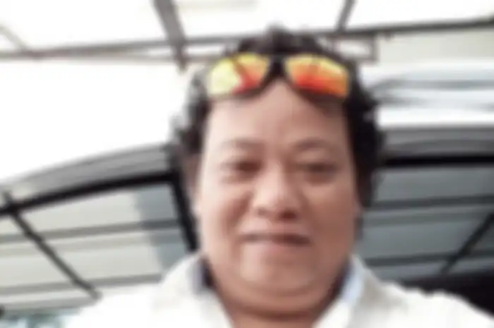 Kuat Maruf sopir istri Ferdy Sambo ternyata sempat menganggur sebelum Brigadir J dibunuh. Kuat jadi satu-satunya tersangka sipil. 