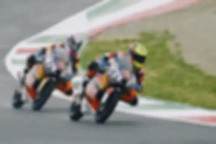 Pembalap Indonesia Fadillah Arbi Aditama (93) di kejuaraan Red Bull Rookies Cup 2022, simak jadwal Red Bull Rookies Cup Austria.
