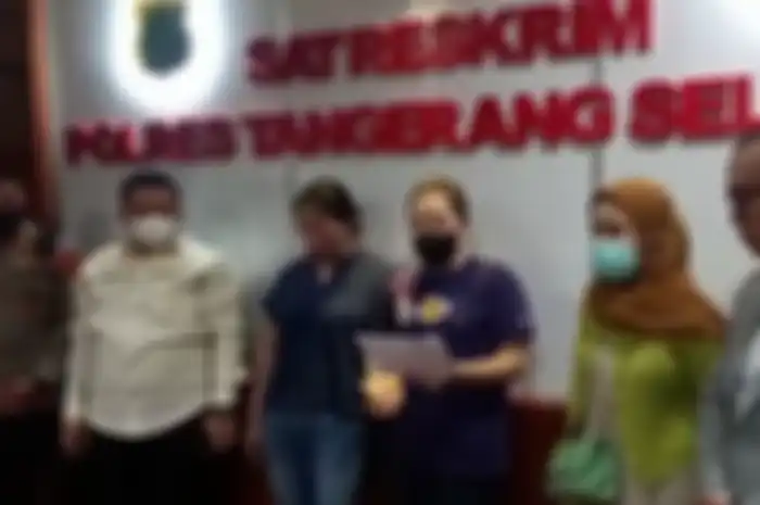 Emak-emak pengutil cokelat dan karyawan Alfamart berdamai, harga mobil yang dipakai setara 19 Yamaha NMAX.
