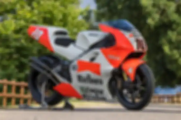 Motor GP 500 2-tak bekas legenda Kenny Roberts Jr. dijual.