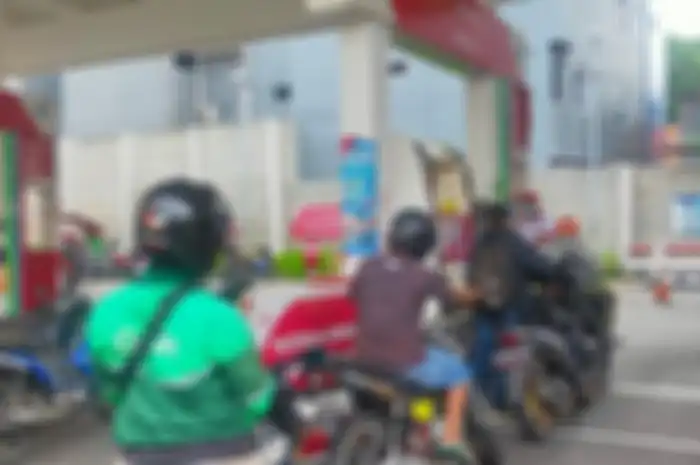 Foto ilustrasi SPBU. Harga BBM Pertamina terbaru 17 Agustus 2022, harga Pertalite aslinya tembus segini.