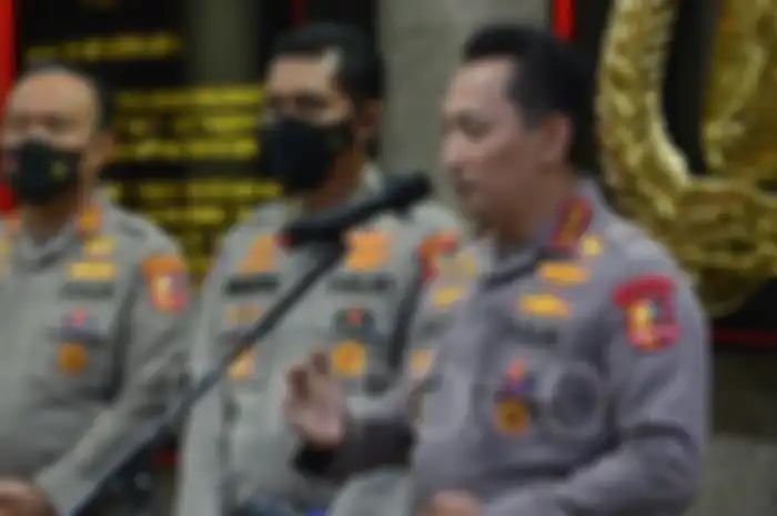 Ini profesi ayah perwira polisi penerima Adhi Makayasa yang terseret kasus Ferdy Sambo. Jabatan anaknya dicopot. Foto AKP Irfan Widyanto dicari.