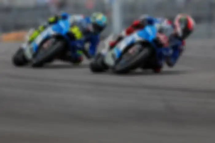 Suzuki Ecstar kirim pesan Honda untuk jaga Joan Mir dan Alex Rins