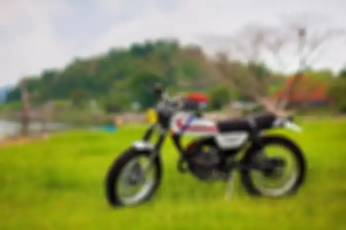 Modifikasi motor Yamaha DT 100, bergaya scrambler khas Thailand