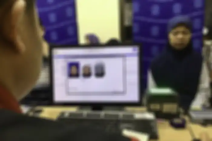 Foto ilustrasi. perpanjang SIM kini bisa dilakukan pada malam hari