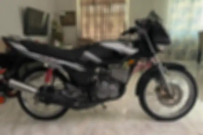 Motor 2-tak Yamaha RX-Z laku ditukar dengan sebidang tanah setara Rp 230 jutaan di Malaysia
