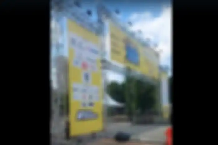 Otobursa Tumplek Blek 2022 diramaikan banyak komunitas motor.