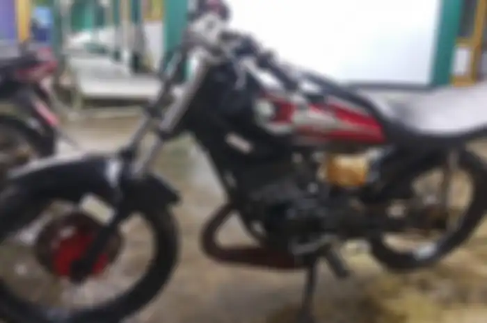 Yamaha RX-King dilelang Rp 1,2 jutaan dilengkapi STNK dan BPKB.
