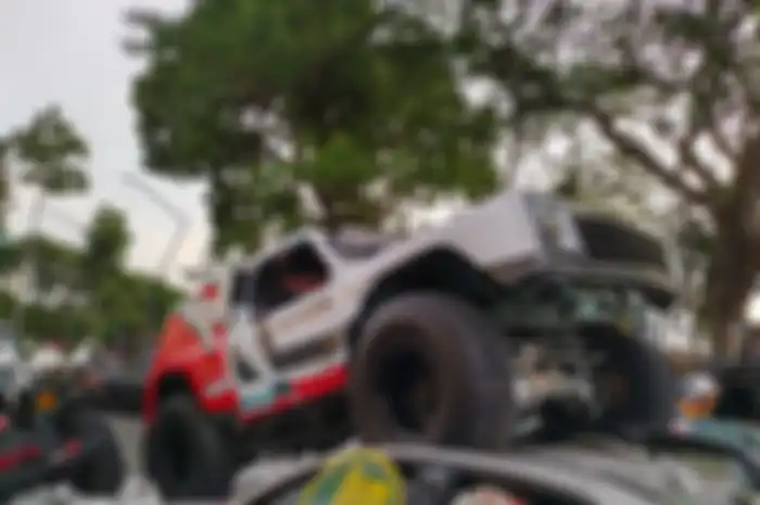 Gajah Monster (Gamon) tampil seru Otobursa Tumplek Blek 2022