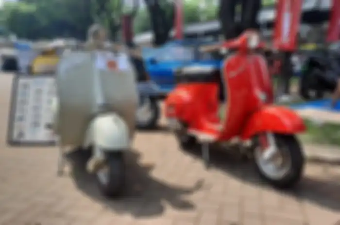 Vespa antik harga Rp 600 juta dijual di Otobursa Tumplek Blek 2022, Minggu (4/9/2022).