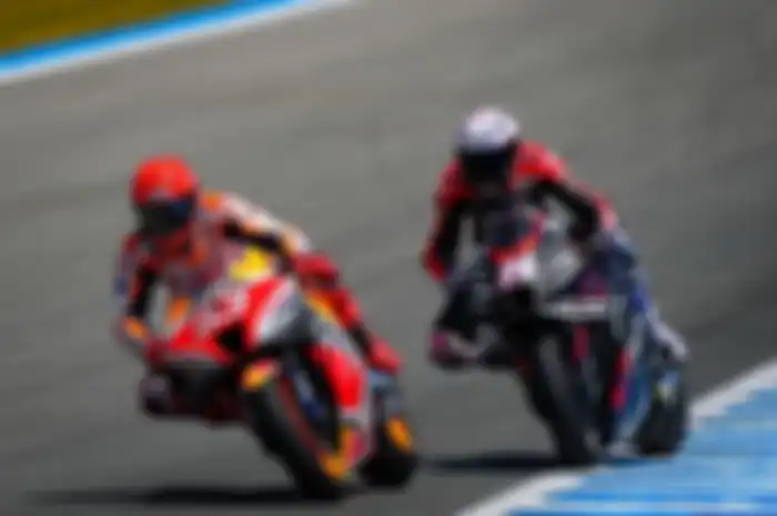 Ilustrasi tes MotoGP Misano 2022. Aleix Espargaro (kanan) tercepat), Marc Marquez masih harus adaptasi (kiri).