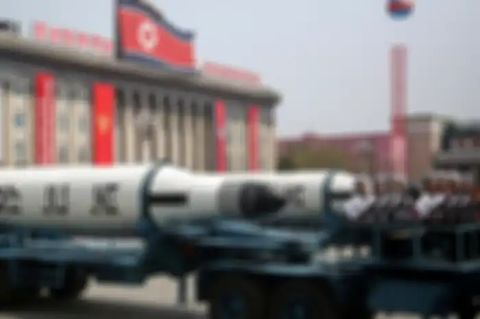 Ilustras roket Korea Utara yang dibeli Moskow untuk amunisi perang Rusia dan Ukraina