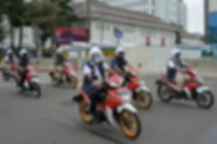 Pemerintah berencana memberi subsidi konversi motor listrik Rp 7 Juta