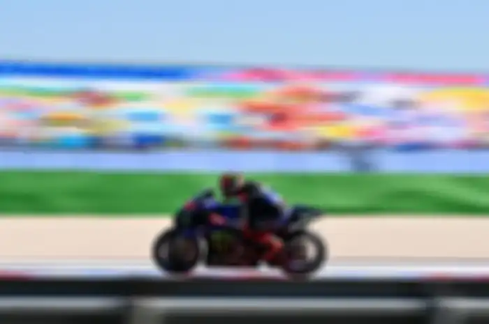 Fabio Quartararo tercepat kalahkan Francesco Bagnaia di tes MotoGP Misano 2022.