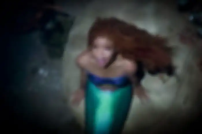 Halle Bailey sebagai Ariel